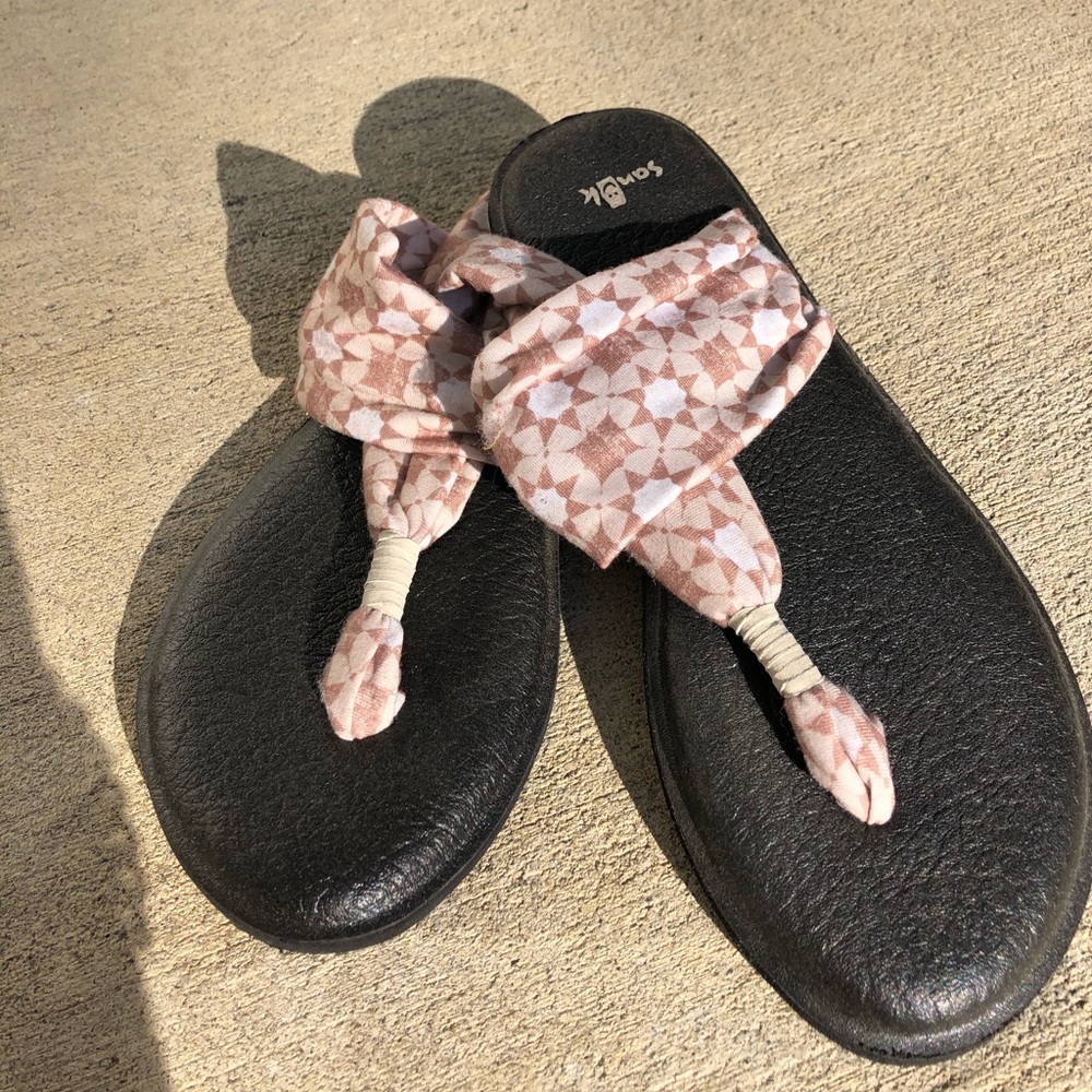 Sanuk Sandals